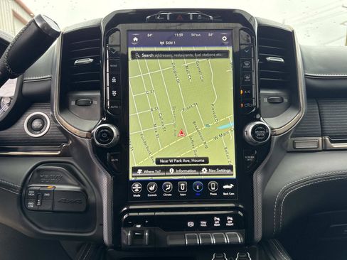 Used 2021 RAM 2500 Limited image 25