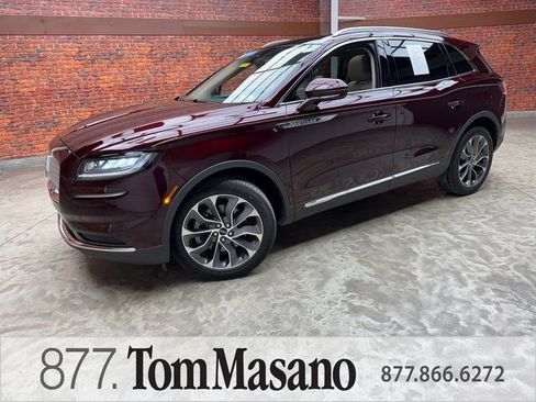 Used 2022 Lincoln Nautilus Reserve w/ Luxury Package image 1