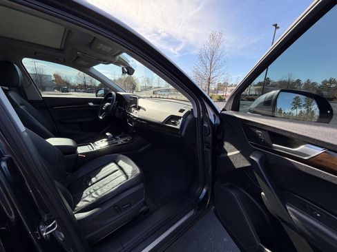 Used 2019 Audi Q5 2.0T Premium Plus w/ Premium Plus Package image 19