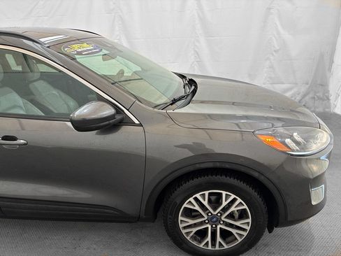 Used 2020 Ford Escape SEL AWD/4WD image 9