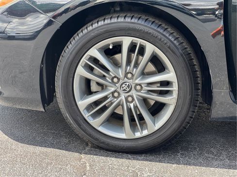 Used 2015 Toyota Camry SE FWD image 27