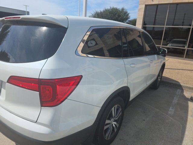 Used 2017 Honda Pilot EX image 2
