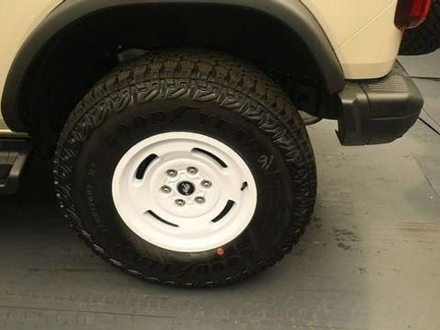 New 2026 Ford Bronco Heritage Edition AWD/4WD image 9