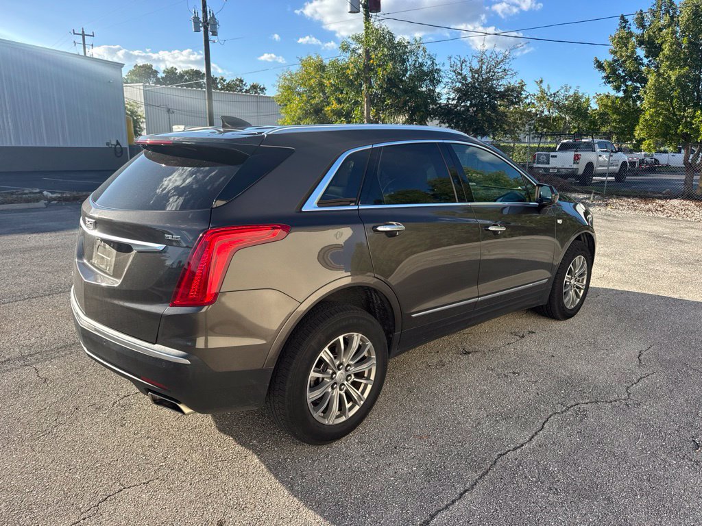 Used 2019 Cadillac XT5 Luxury AWD/4WD image 4