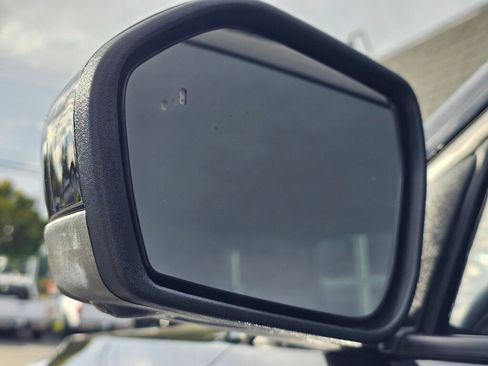 Used 2023 Ford Explorer ST-Line w/ Class IV Trailer Tow Package image 23