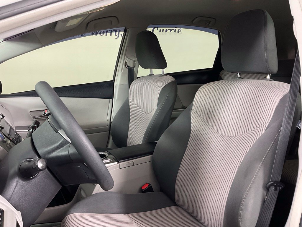 Used 2017 Toyota Prius V Three FWD image 14