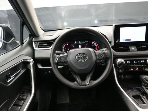 Used 2024 Toyota RAV4 XLE image 30