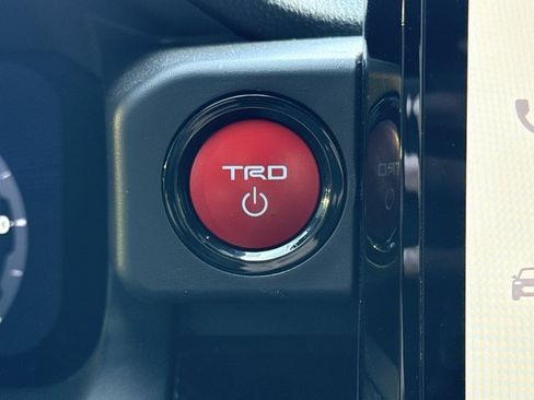 Used 2025 Toyota Tacoma TRD Pro image 24