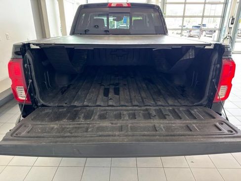 Used 2018 Chevrolet Silverado 1500 High Country AWD/4WD image 40