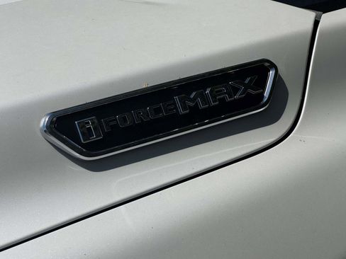 New 2026 Toyota 4Runner Limited AWD/4WD image 12