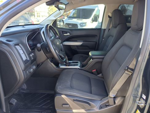 Used 2019 Chevrolet Colorado LT w/ LT Convenience Package image 26