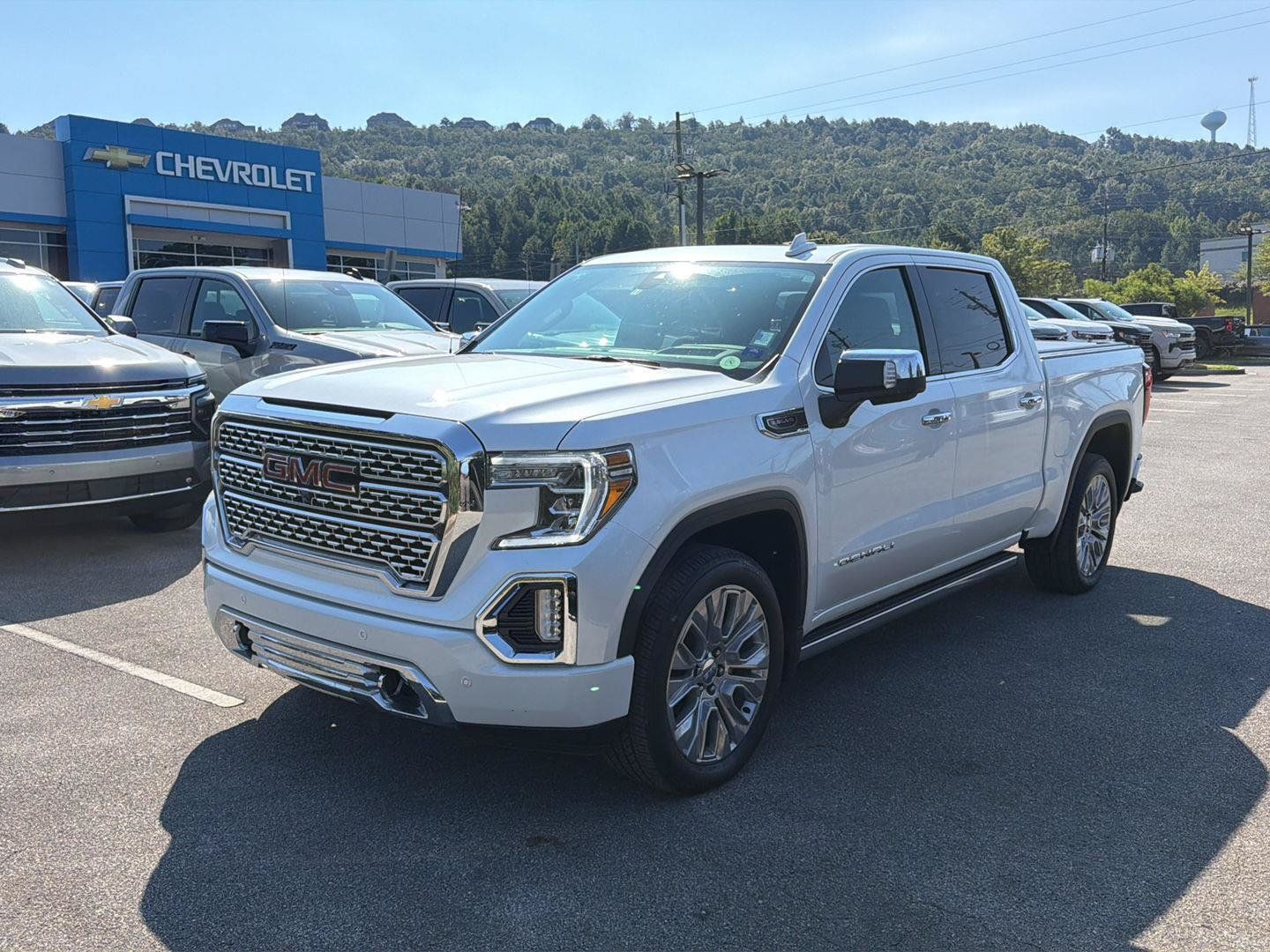 Used 2021 GMC Sierra 1500 Denali w/ Denali Ultimate Package AWD/4WD image 1