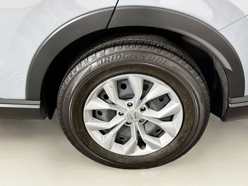 Used 2024 Honda CR-V LX image 5