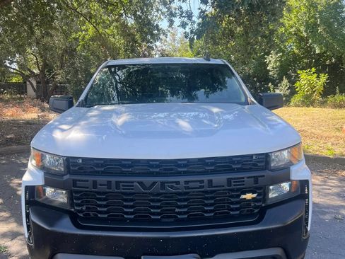 Used 2019 Chevrolet Silverado 1500 W/T w/ Trailering Package AWD/4WD image 2