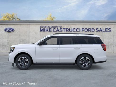 New 2026 Ford Expedition Active image 3