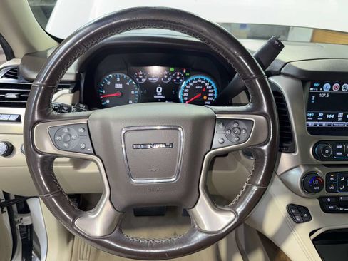 Used 2019 GMC Yukon Denali w/ Denali Ultimate Package AWD/4WD image 18