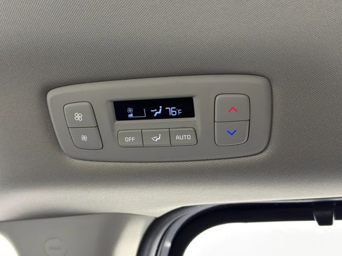 Used 2024 Kia Carnival SX Prestige image 40