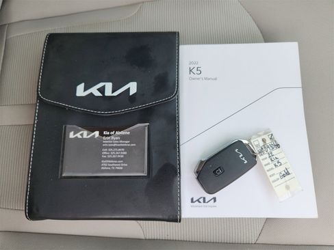 Used 2022 Kia K5 LXS image 41