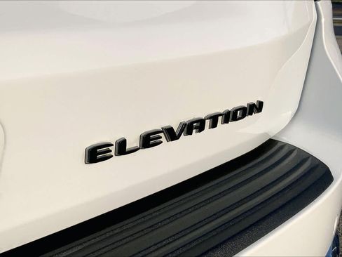 Used 2026 GMC Yukon Elevation w/ Elevation Premium Package RWD image 8