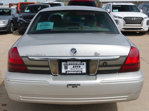 Used 2007 Mercury Grand Marquis LS RWD image 3