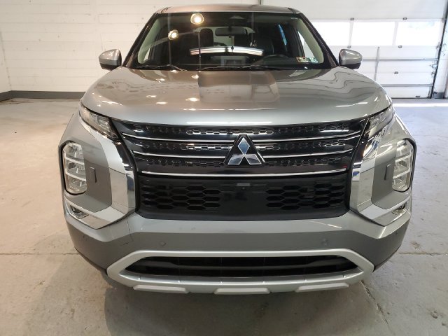 Used 2022 Mitsubishi Outlander SE AWD/4WD image 10