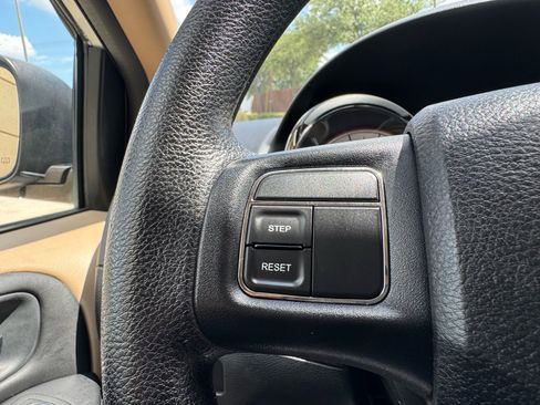 Used 2014 Dodge Grand Caravan SE w/ Quick Order Package 29E SE FWD image 15