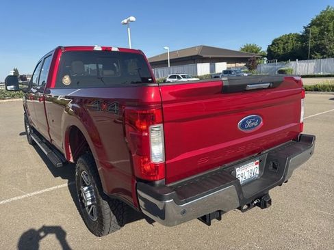 Used 2019 Ford F350 Lariat w/ Lariat Value Package AWD/4WD image 12