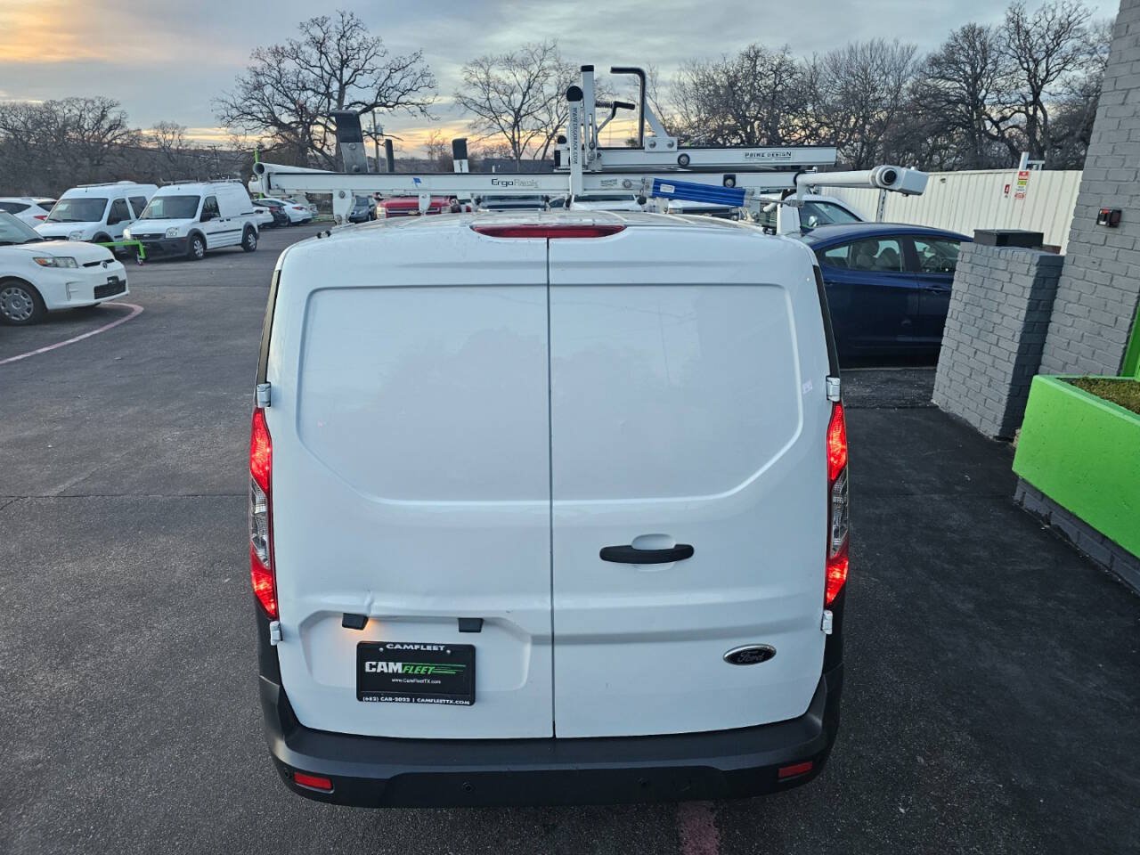 Used 2015 Ford Transit Connect XL FWD image 9
