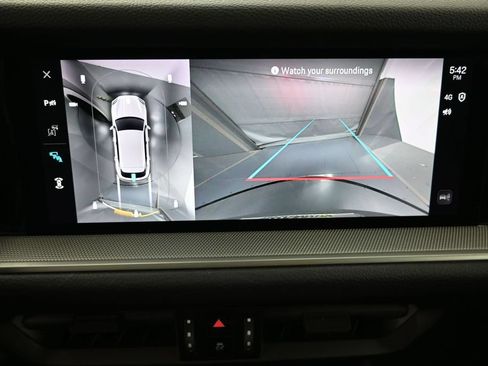 Certified 2025 Porsche Cayenne S AWD/4WD image 19