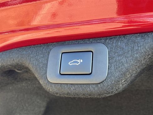 Used 2023 Lexus ES 300h w/ Premium Package image 29