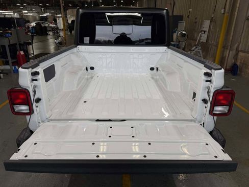 New 2026 Jeep Gladiator Sport image 24