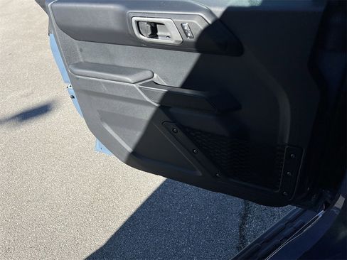 New 2025 Ford Bronco Outer Banks w/ Sasquatch Package image 16