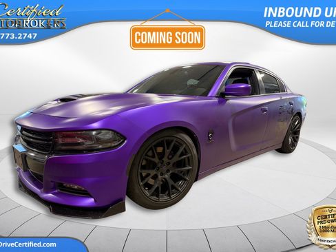 Used 2016 Dodge Charger R/T RWD image 1