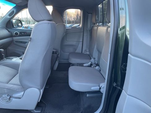 Used 2013 Toyota Tacoma 4x4 Access Cab image 22
