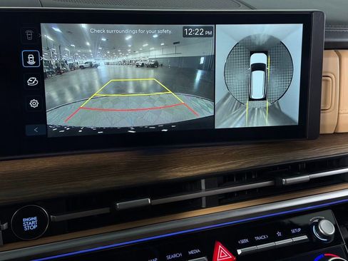 Used 2025 Hyundai Santa Fe Limited image 22