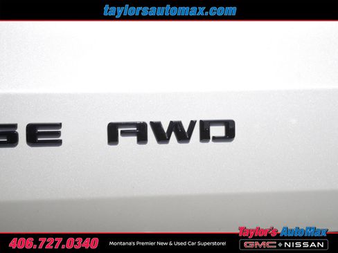 Used 2024 Chevrolet Traverse RS w/ LPO, Floor Liner Package AWD/4WD image 41