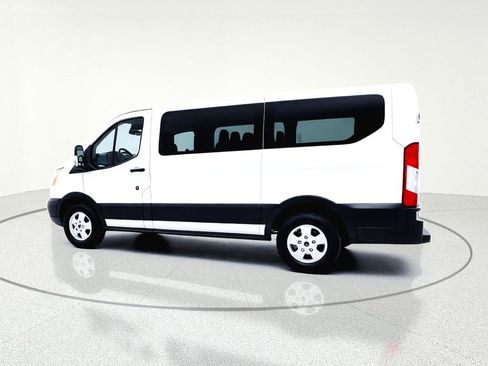 Used 2019 Ford Transit 150 XLT image 7