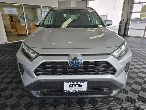 Used 2024 Toyota RAV4 XLE image 8