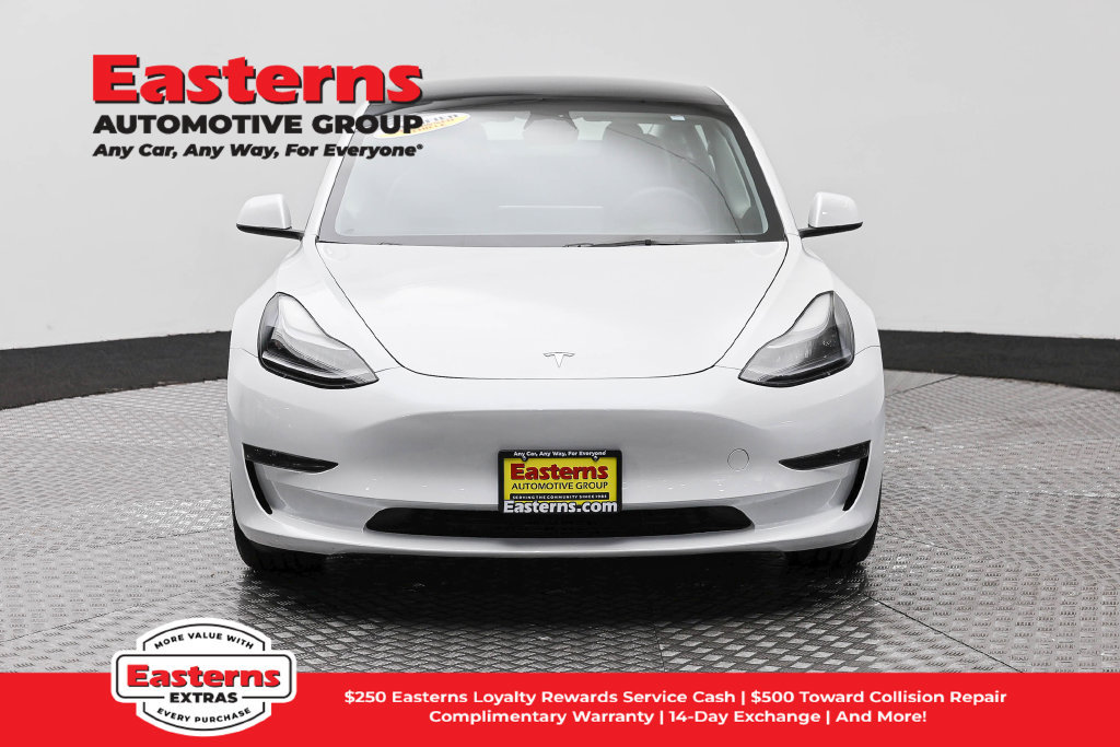 Used 2023 Tesla Model 3 Standard Range RWD image 3