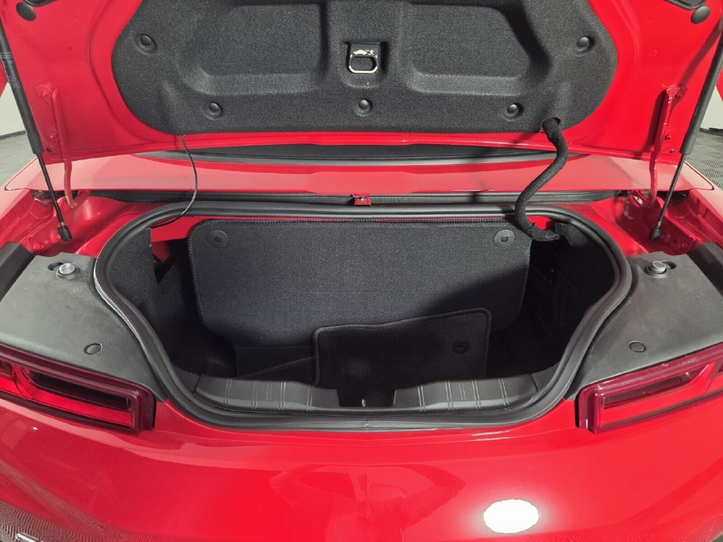 Used 2017 Chevrolet Camaro SS RWD image 25