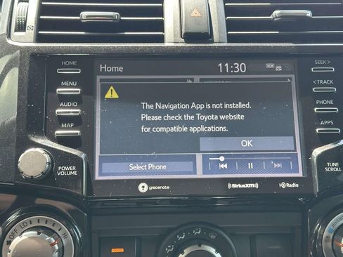 Used 2020 Toyota 4Runner TRD Off-Road AWD/4WD image 18