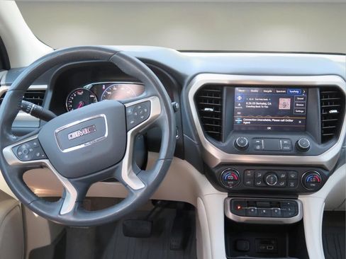 Used 2021 GMC Acadia Denali w/ Denali Technology Package FWD image 21