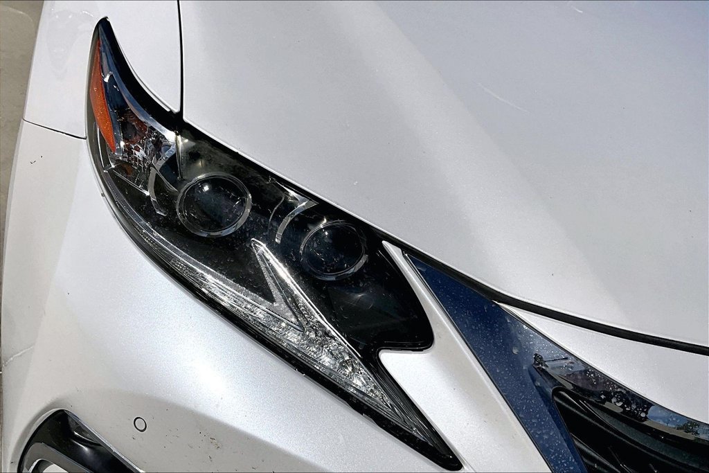 Used 2016 Lexus ES 350 w/ Luxury Package w/Wood Trim FWD image 34