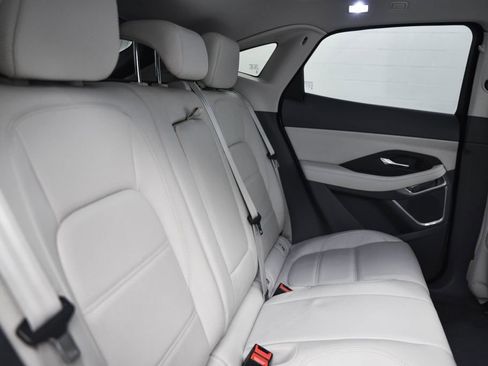 Used 2019 Jaguar E-PACE SE image 14