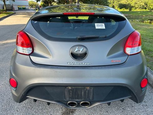 Used 2015 Hyundai Veloster Turbo FWD image 5