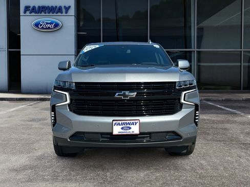 Used 2023 Chevrolet Suburban RST w/ Luxury Package image 3