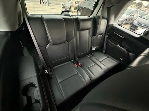 Used 2015 Honda Pilot Touring image 14