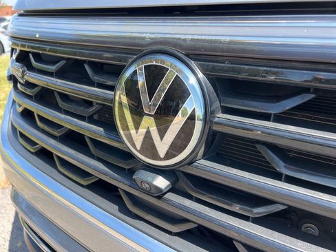 Used 2024 Volkswagen Atlas Cross Sport SEL Premium R-Line image 10