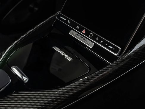 Used 2025 Mercedes-Benz AMG GT 63 image 17