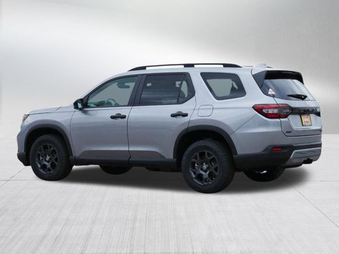 New 2025 Honda Pilot TrailSport image 5